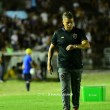 Evaristo Piza desabafa após derrota do Botafogo-PB: “Posso ser tudo, menos burro”