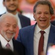 Haddad anunciará isenção de Imposto de Renda para quem ganha até R$ 5 mil