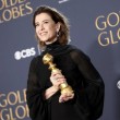 Fernanda Torres faz história ao vencer Globo de Ouro de Melhor Atriz